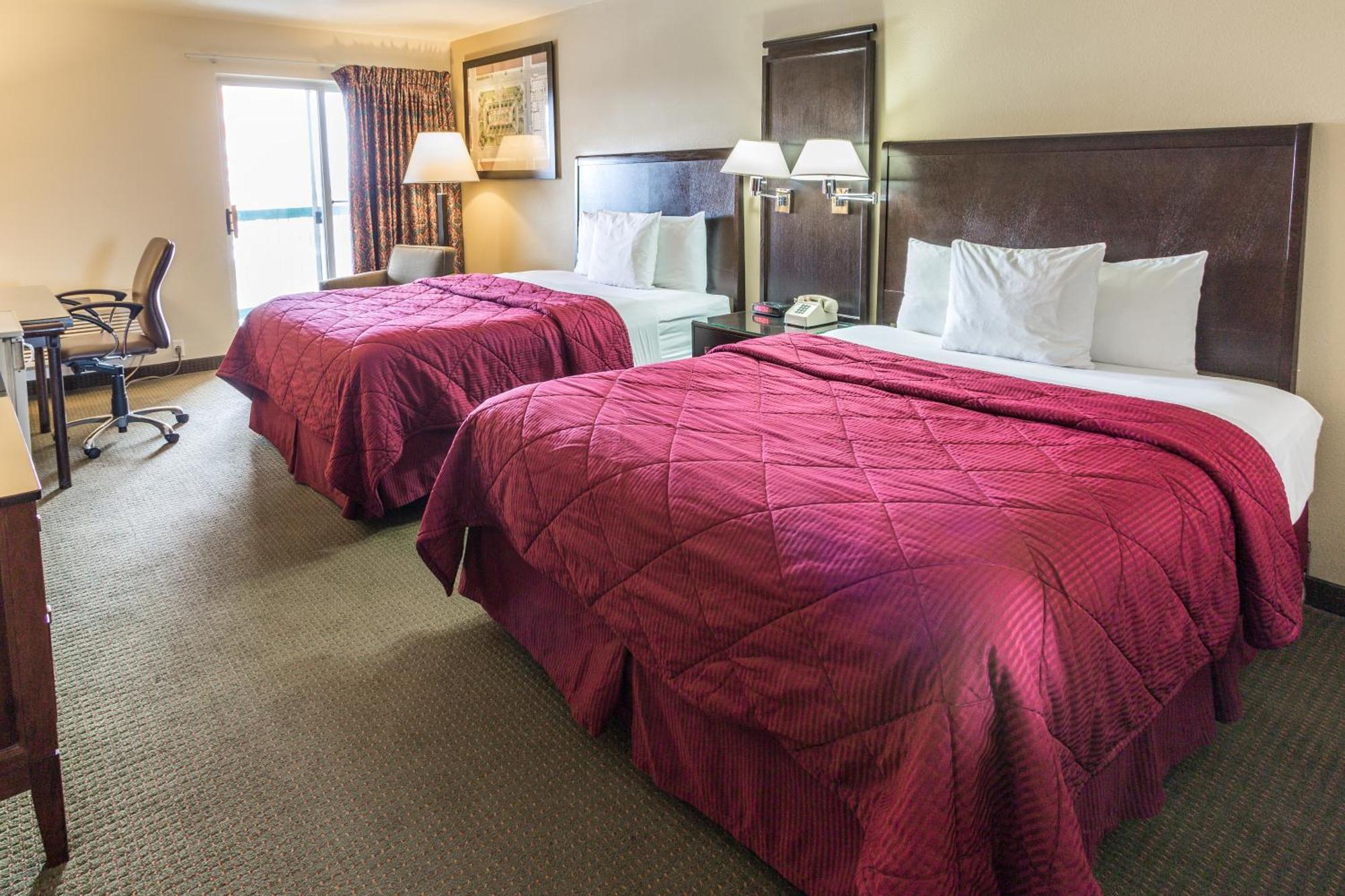 Cedars Inn Wenatchee Zewnętrze zdjęcie