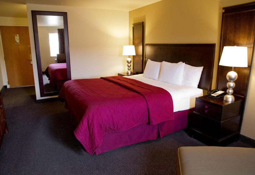 Cedars Inn Wenatchee Zewnętrze zdjęcie