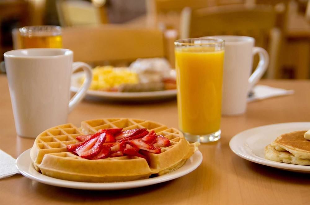 Cedars Inn Wenatchee Zewnętrze zdjęcie