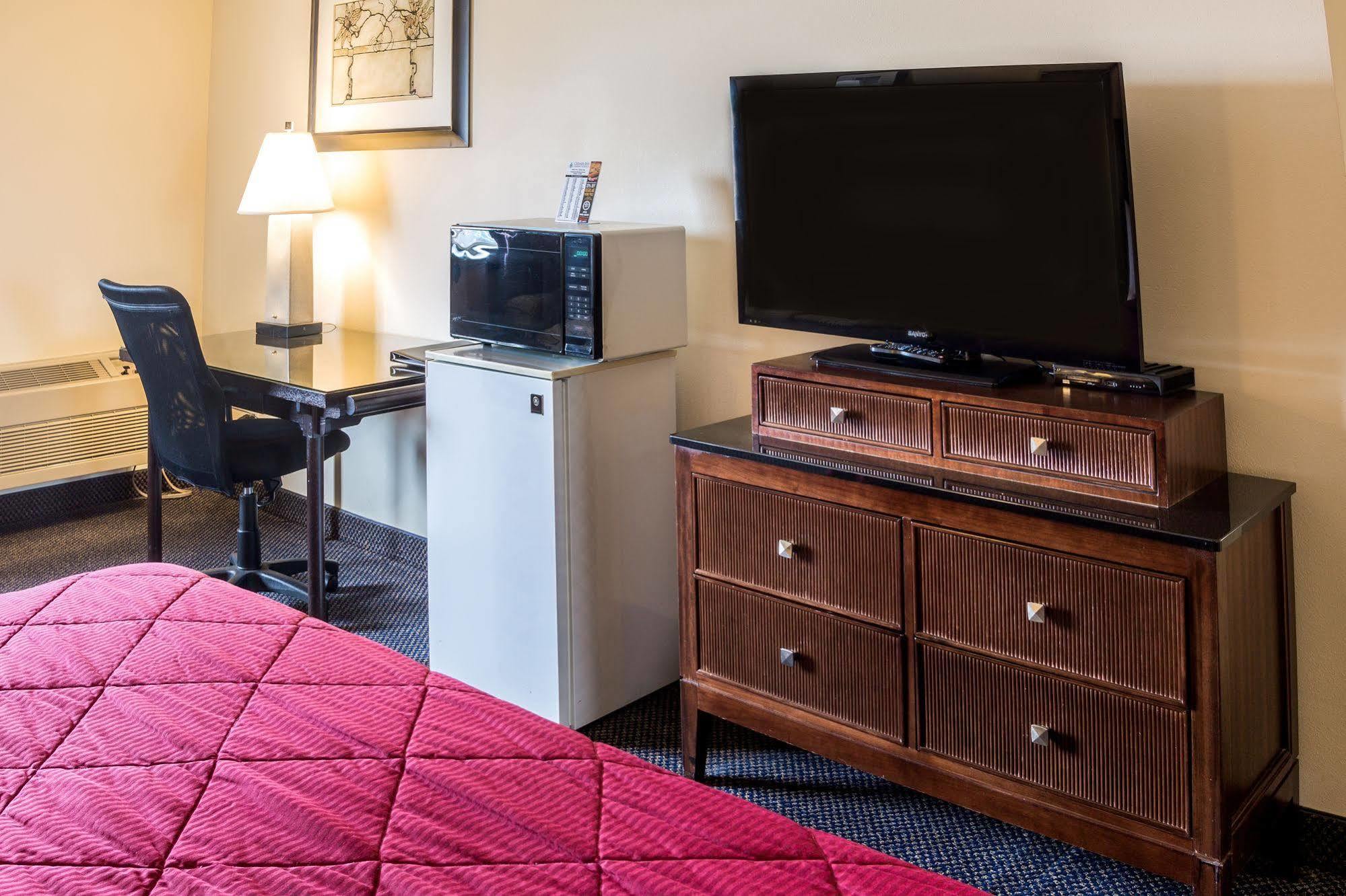 Cedars Inn Wenatchee Zewnętrze zdjęcie